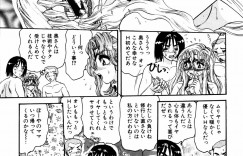 【エロ漫画】媚薬を盛られて興奮状態にされられた男たちに犯されちゃう人妻お姉さん…おっぱい揉みをされ母乳を垂らしながら生ハメ中出しレイプで淫乱堕ちしちゃう【春風サキ：いやしの天使 ヒトヅママン3】