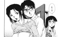 【エロ漫画】セクシー下着で息子を誘惑しちゃう淫乱母親…手コキでキスをしてバックで生ハメ近親相姦セックスしちゃう【やながわ理央：トライアングル】